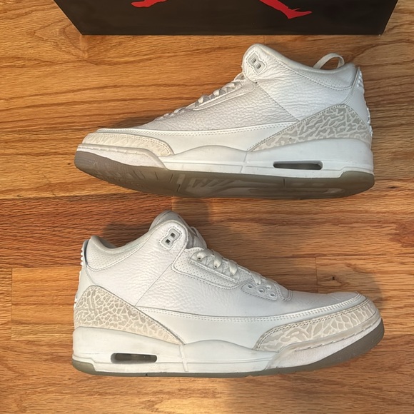 Mens Nike Air Jordan III Retro “Triple White” sz11.5 Desdstock VNDS Good Quality - Picture 4 of 14